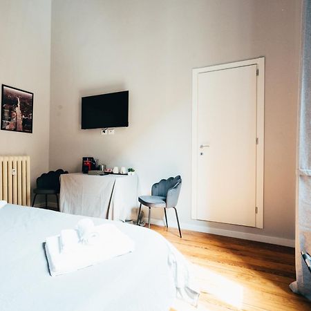 Bologna Suites - Private Bathroom Εξωτερικό φωτογραφία
