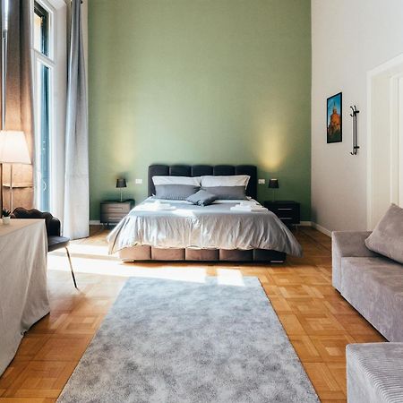 Bologna Suites - Private Bathroom Εξωτερικό φωτογραφία