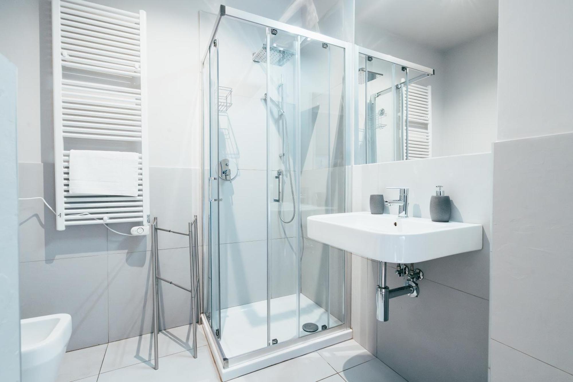 Bologna Suites - Private Bathroom Εξωτερικό φωτογραφία