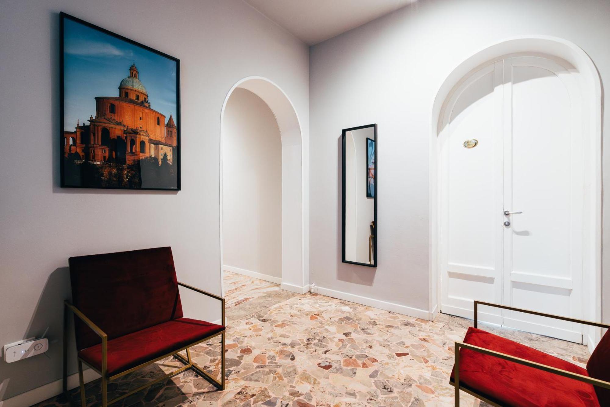 Bologna Suites - Private Bathroom Εξωτερικό φωτογραφία