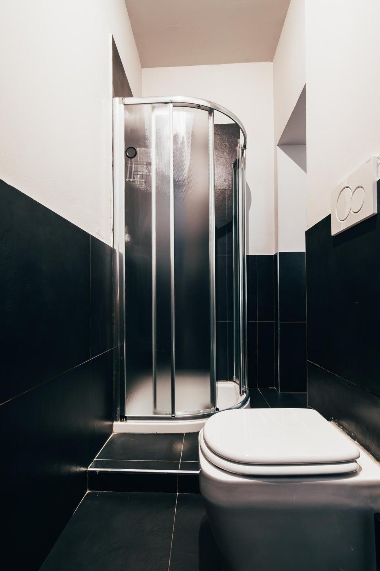 Bologna Suites - Private Bathroom Εξωτερικό φωτογραφία
